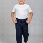 بنطال ولد باللون الأزرق الداكن